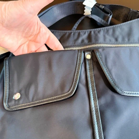 baggallini Hillcrest Hobo Crossbody Bag Black Nylon Removable RFID Wristlet - Picture 9 of 13